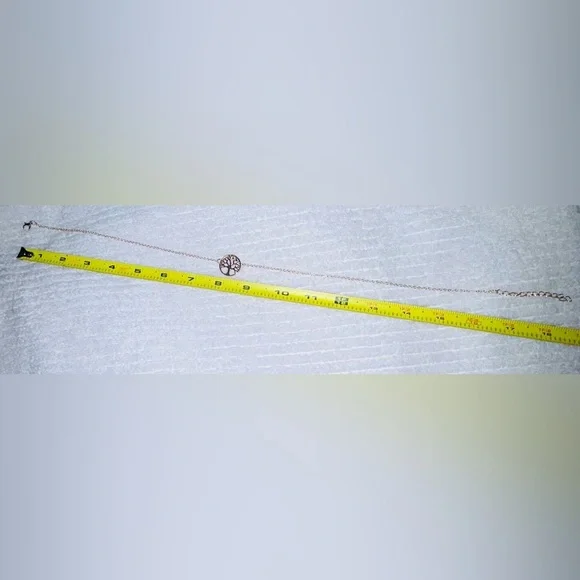 Gold Tree of Life Pendant Necklace NWOT - Picture 3 of 4